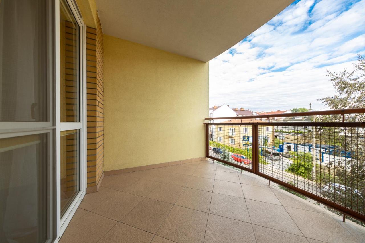 Apartament Z 3 Sypialniami Білосток Екстер'єр фото